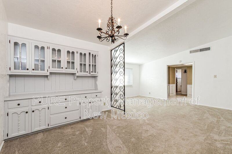 12321 Constitution Ave Ne - Photo 5 of 20