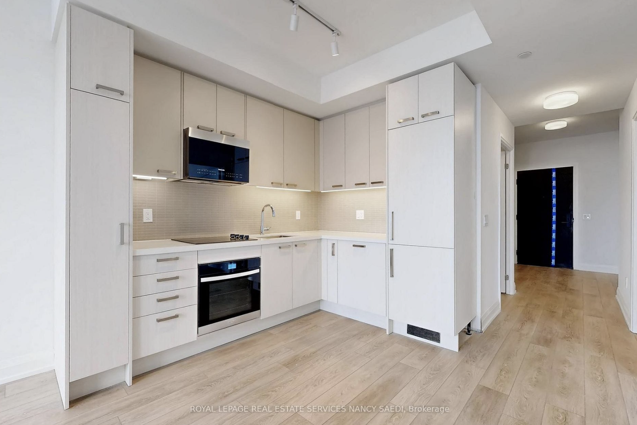 20 Soudan Avenue #3505 - Photo 2 of 8