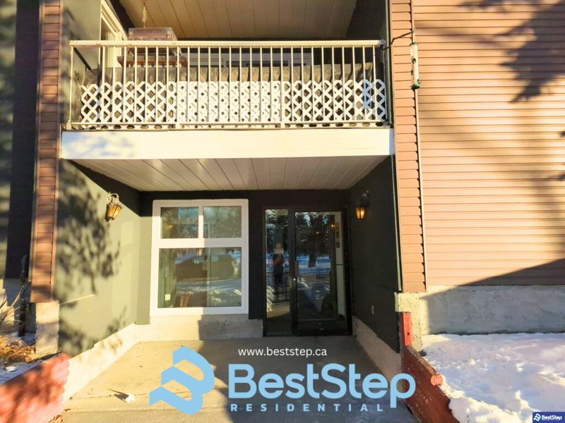 10837 117 St Nw - Photo 2 of 12