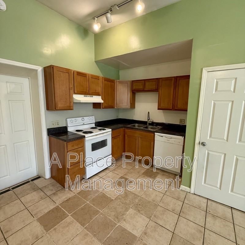 3115 Magnolia Ave - Photo 3 of 9