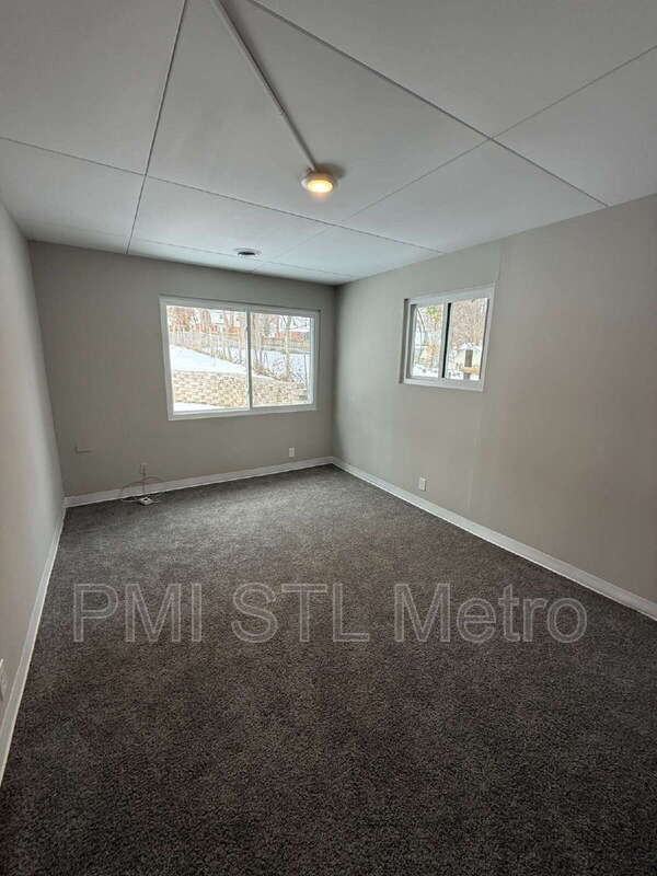 25 S Dellwood Ave - Photo 3 of 6