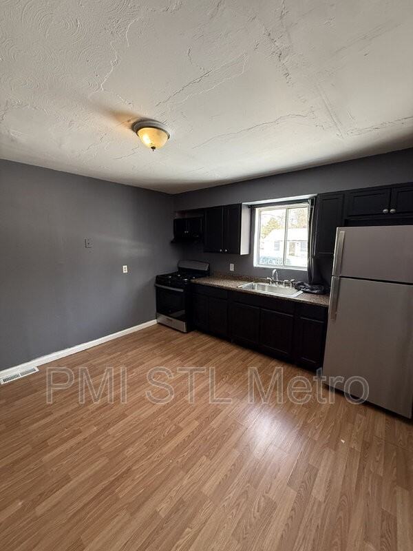 10189 Count Dr - Photo 3 of 9