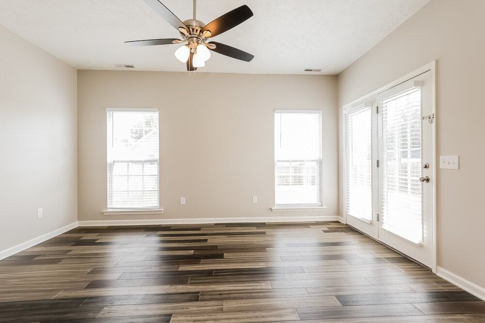 2821 Painted Pony Dr - Photo 4 of 17