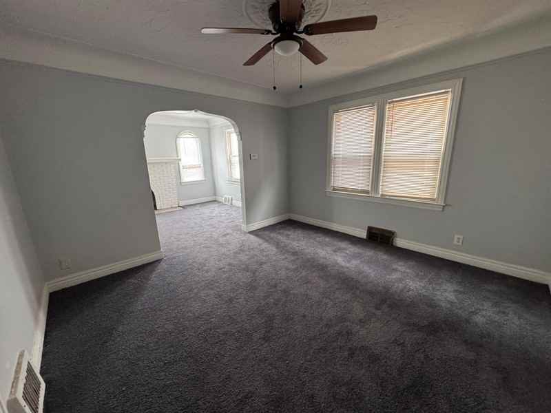 10422 Morley St - Photo 4 of 12