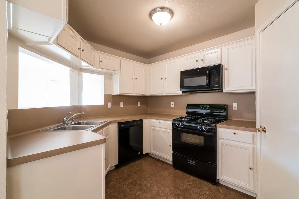 12303 Westlock Dr - Photo 6 of 15