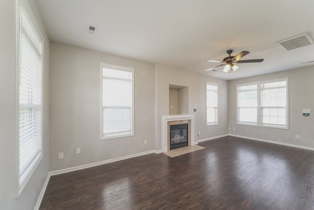 6202 Whispering Brook Ct - Photo 5 of 17