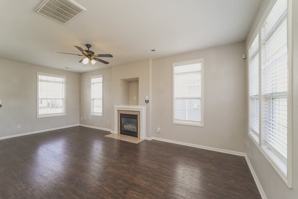 6202 Whispering Brook Ct - Photo 6 of 17