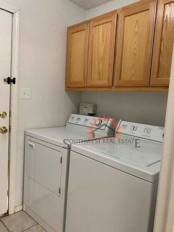 812 S Elgin Ave #2 - Photo 5 of 12