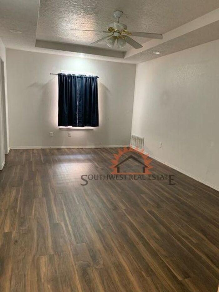 812 S Elgin Ave #2 - Photo 6 of 12