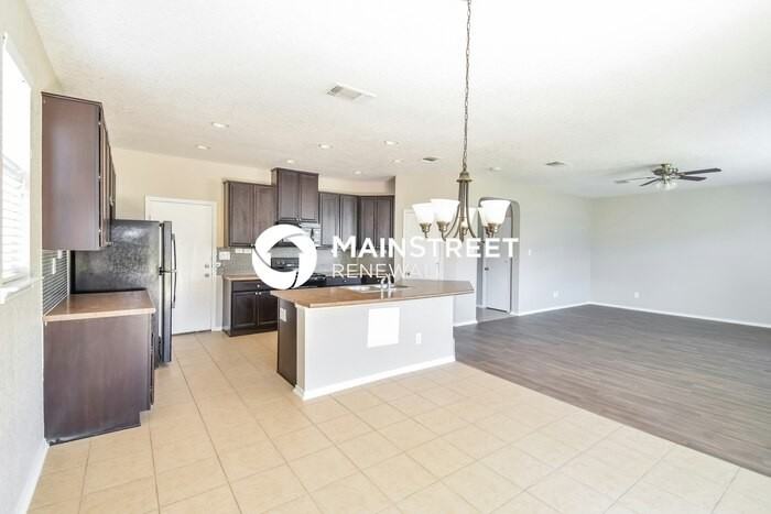 7906 Horse Holw - Photo 3 of 17