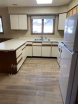 12 S7559 Use2 #E2 - Photo 1 of 1