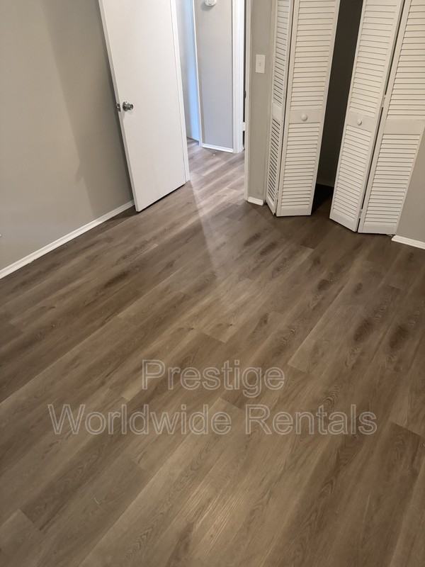 3226 Urban Ave - Photo 2 of 10