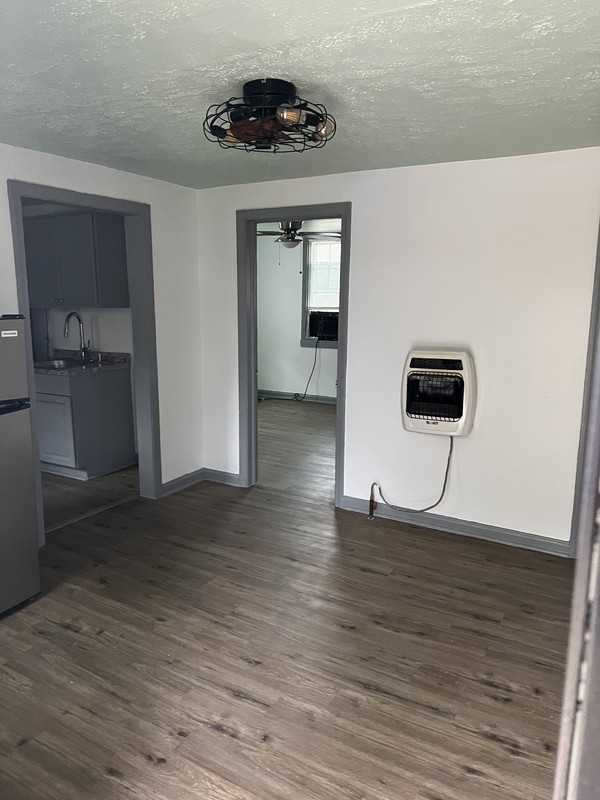 487 Mellon St - Photo 5 of 6