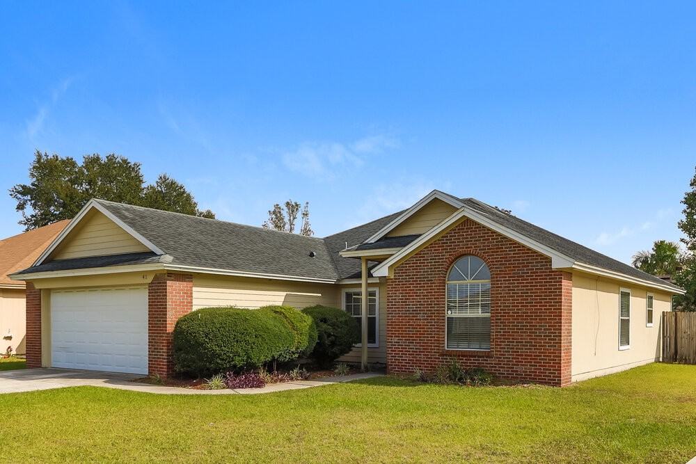 411 Willow Green Dr - Photo 3 of 16