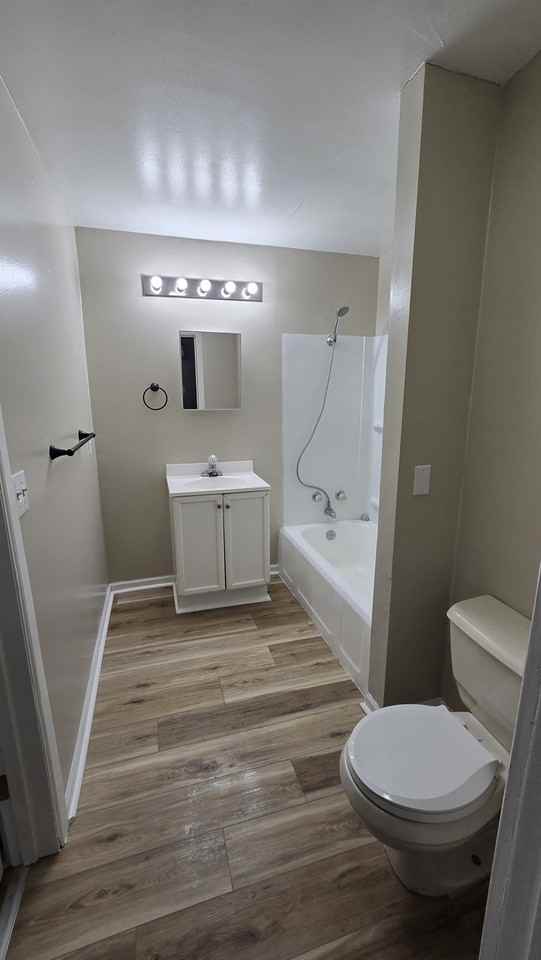 954 N Church St #2 - Photo 6 of 13