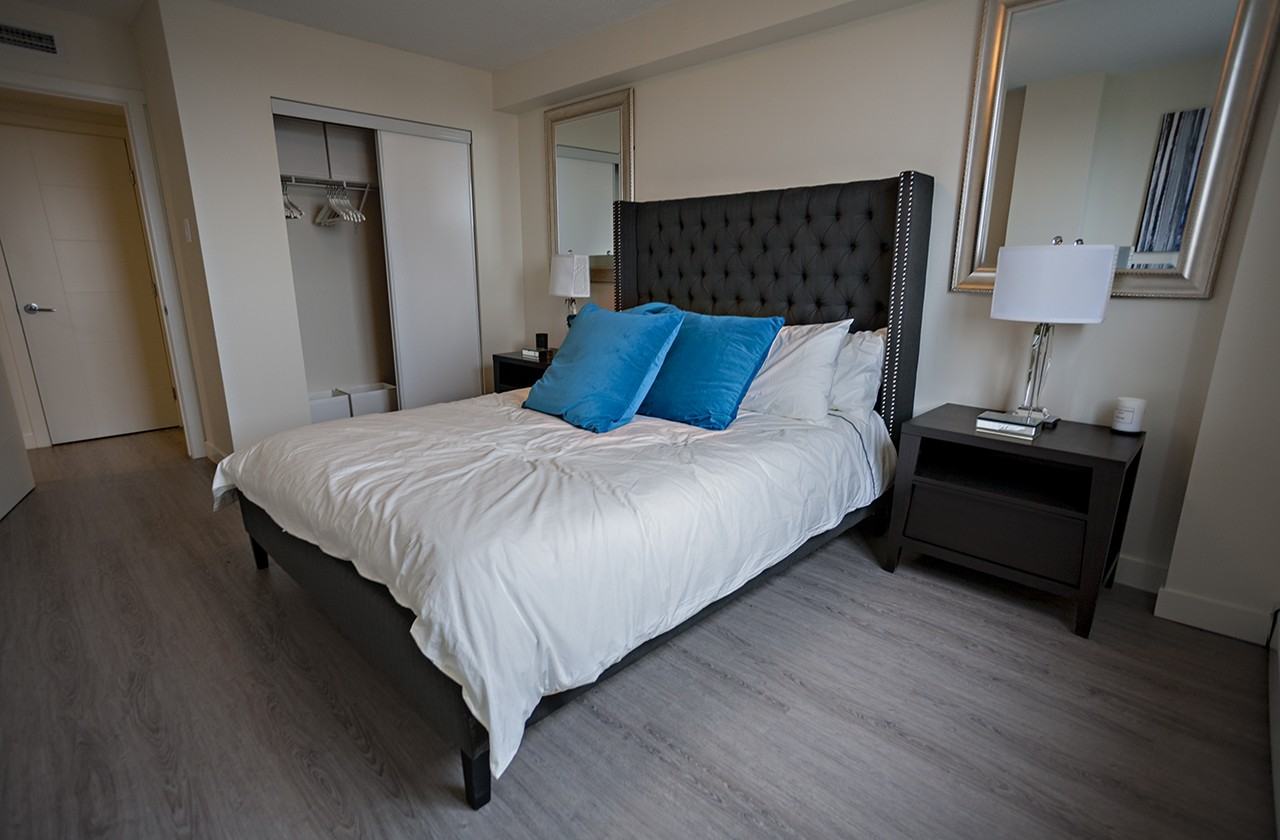 Dorchester Tower - Photo 7 of 14