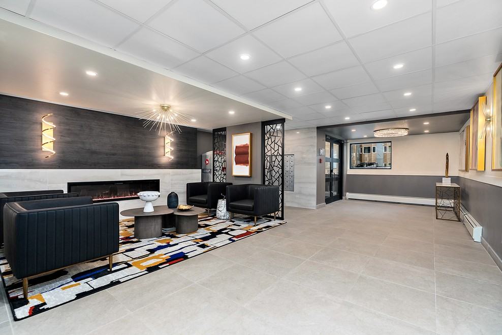 Fontana Place - Photo 7 of 10