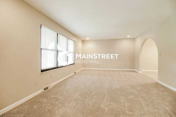 1889 Birkdale Dr - Photo 6 of 19