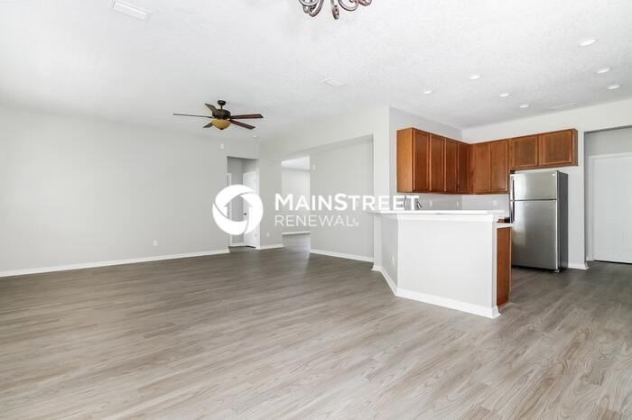 7412 Bridgeview Dr - Photo 6 of 18