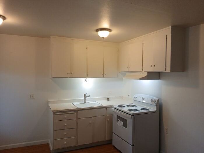 126 E Jamestown St #226 - Photo 3 of 50