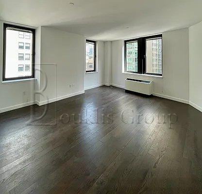 Maiden Ln #1907 - Photo 2 of 6