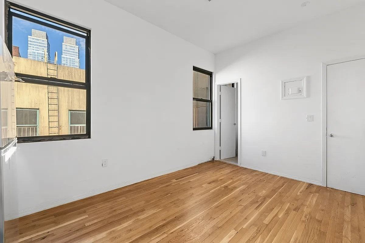 239 W 63rd St #PHC - Photo 4 of 15