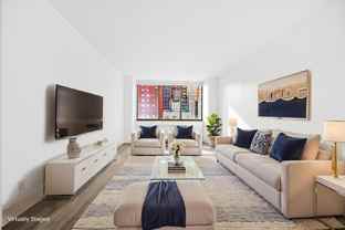 245 E 44th St #4C - Photo 1 of 1