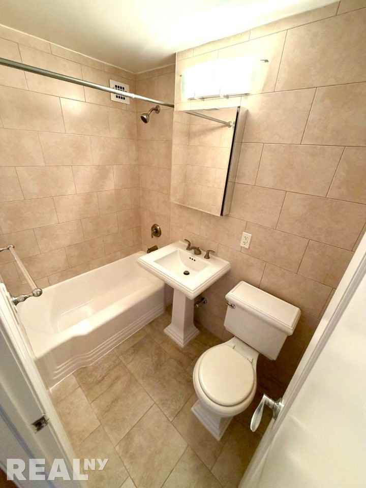 Park Ave #009F - Photo 6 of 6