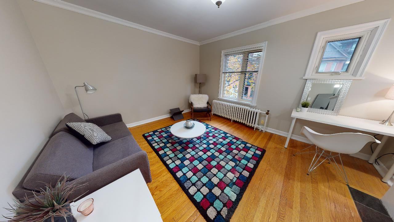 233 Nepean - Photo 4 of 9