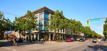 featured image of 2468 Balaclava St