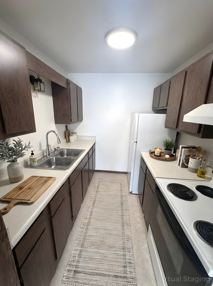 The Pines - Photo 3 of 24