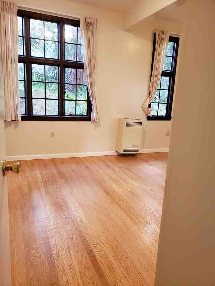 2319 College Ave. - Photo 4 of 50