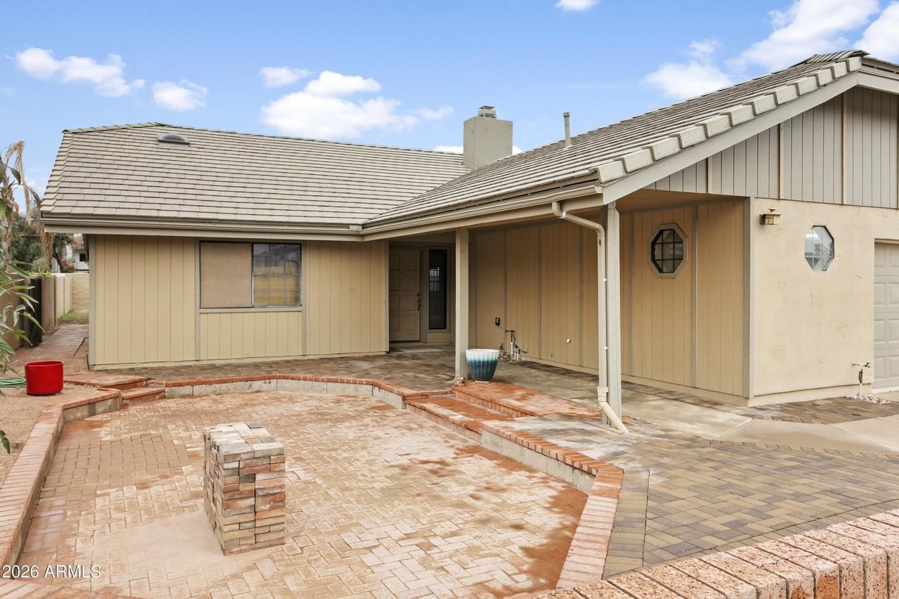 1226 E Northshore Dr - Photo 3 of 27