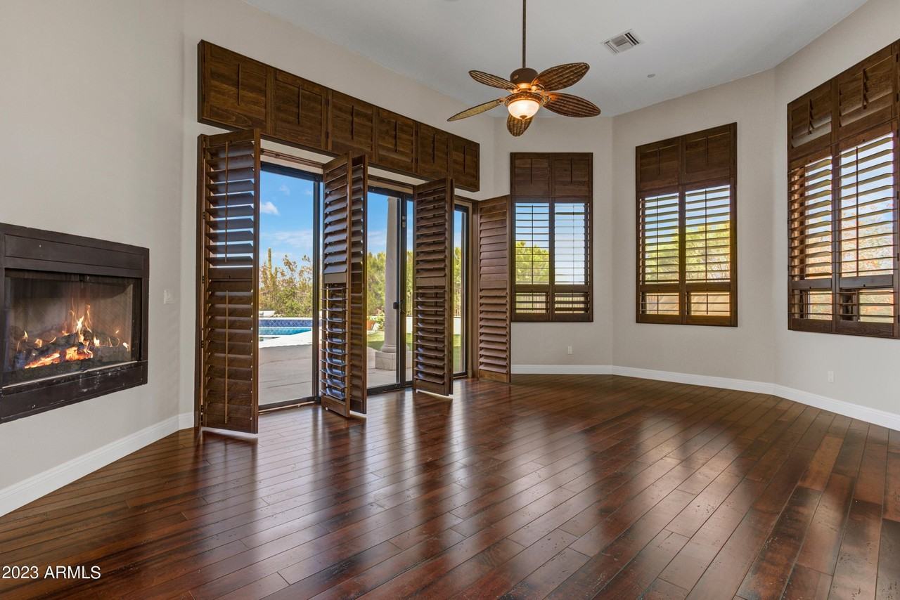 8008 E Whistling Wind Way - Photo 6 of 21