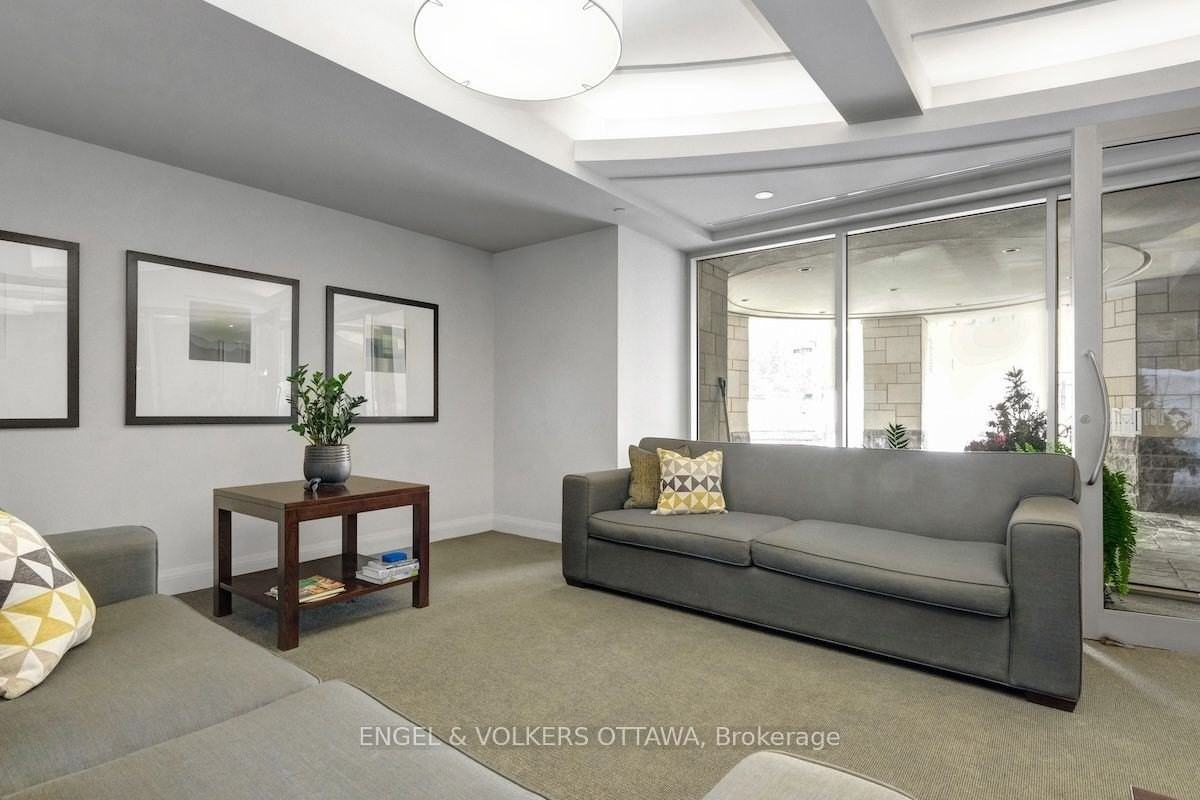 295 Mackay Street 204 - Photo 4 of 41