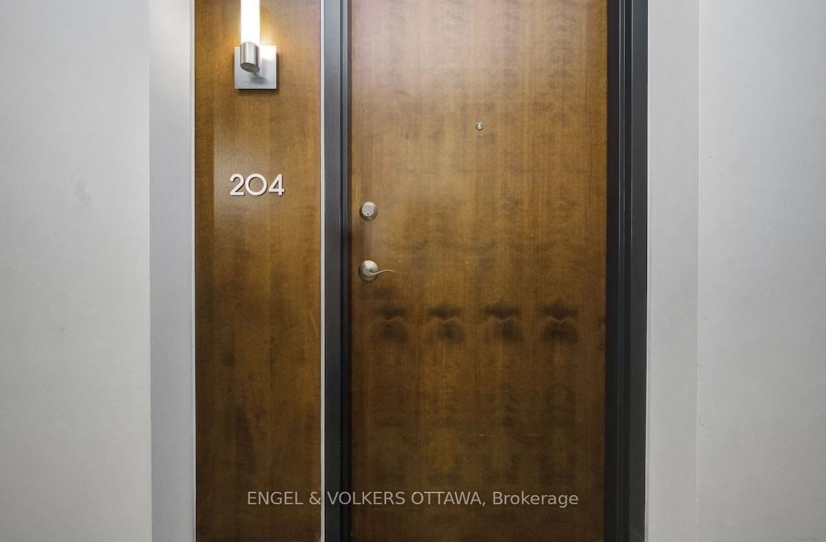 295 Mackay Street 204 - Photo 5 of 41