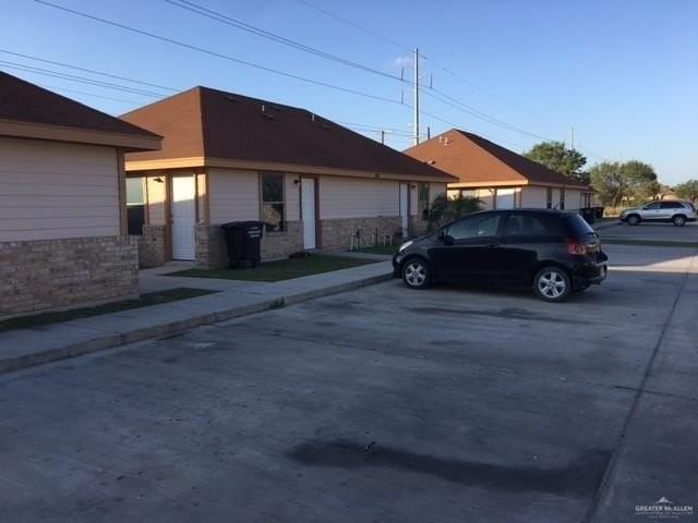 413 N Rockport St - Photo 2 of 11