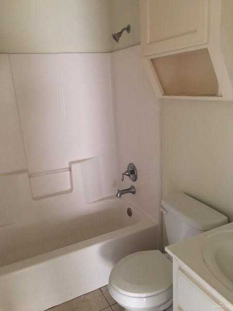 413 N Rockport St - Photo 7 of 11