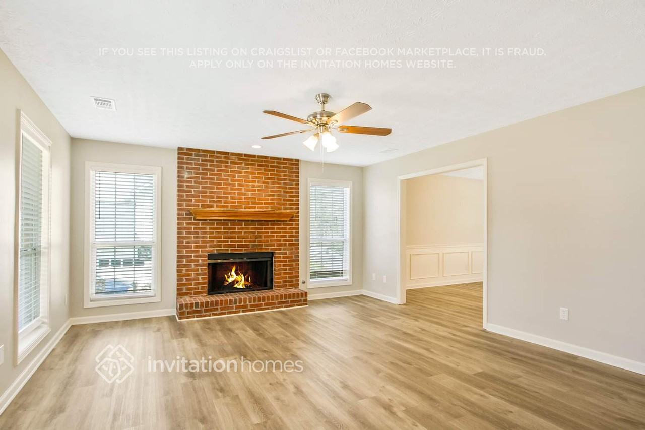 3272 Summit Glen Dr - Photo 3 of 25