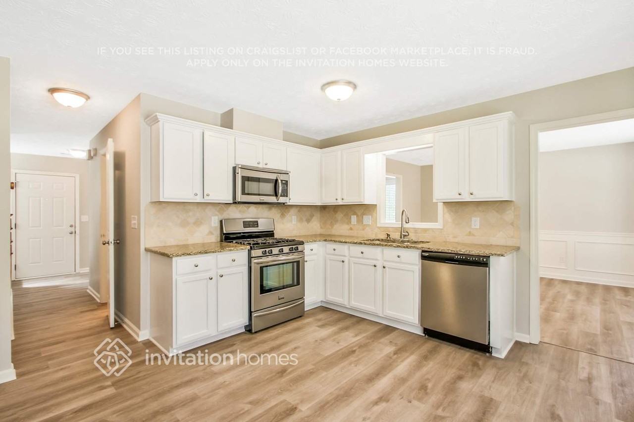 3272 Summit Glen Dr - Photo 7 of 25