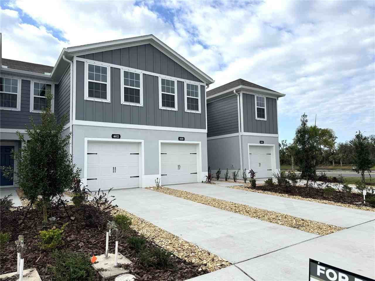 4612 Old Blush St - Photo 2 of 19