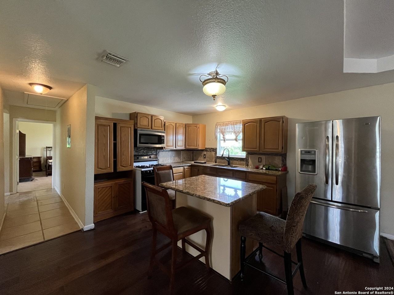 1243 Gillette Blvd #1 - Photo 6 of 10