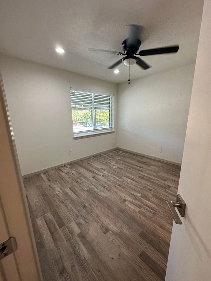 Nuvo Ventura - Photo 7 of 19