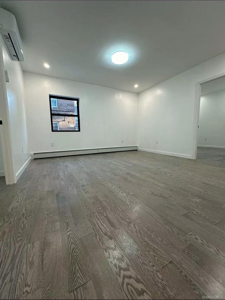 3544 172nd St - Photo 3 of 9