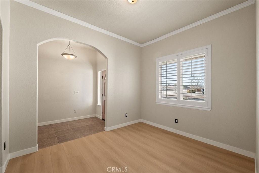 15095 Douglas St - Photo 6 of 24