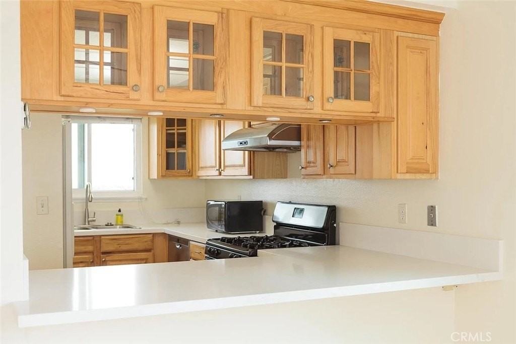 11115 Slater Ave #A - Photo 4 of 39