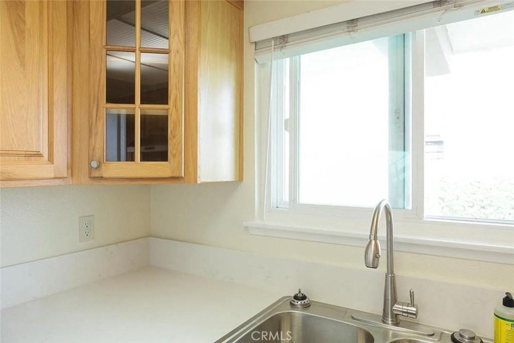 11115 Slater Ave #A - Photo 5 of 39