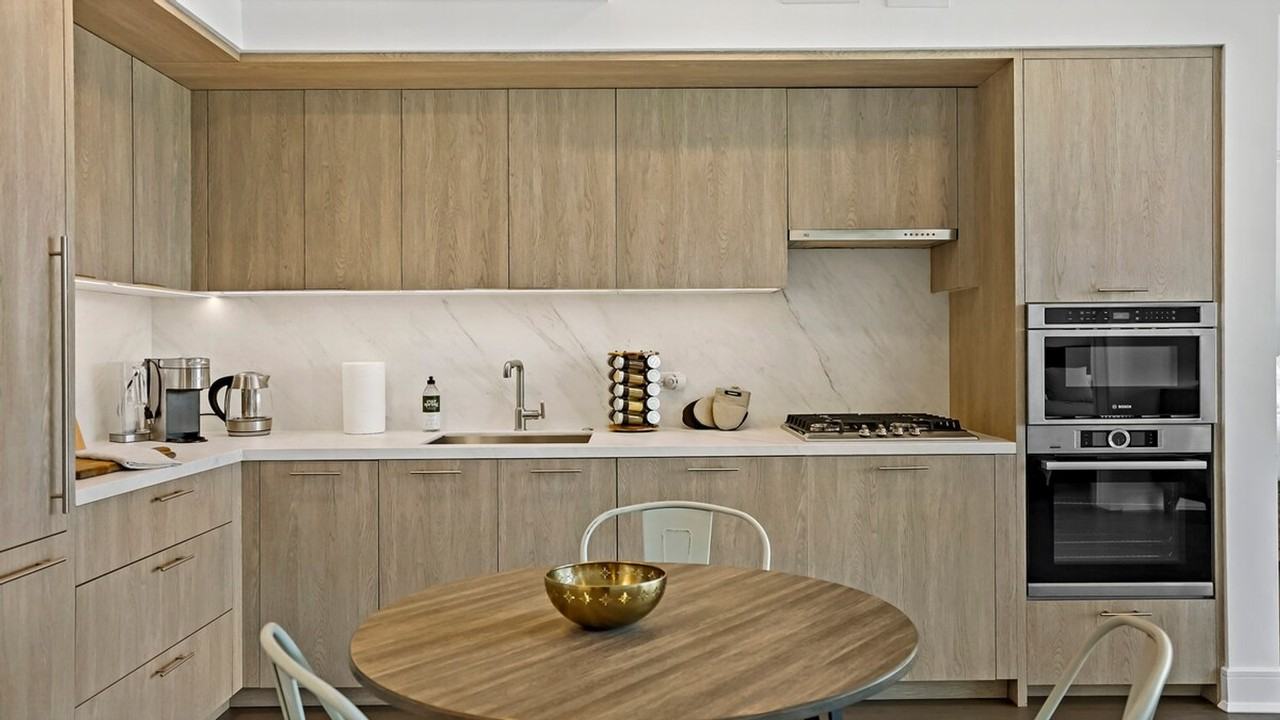 1947 Vermont Ave Nw #1395401P - Photo 5 of 38