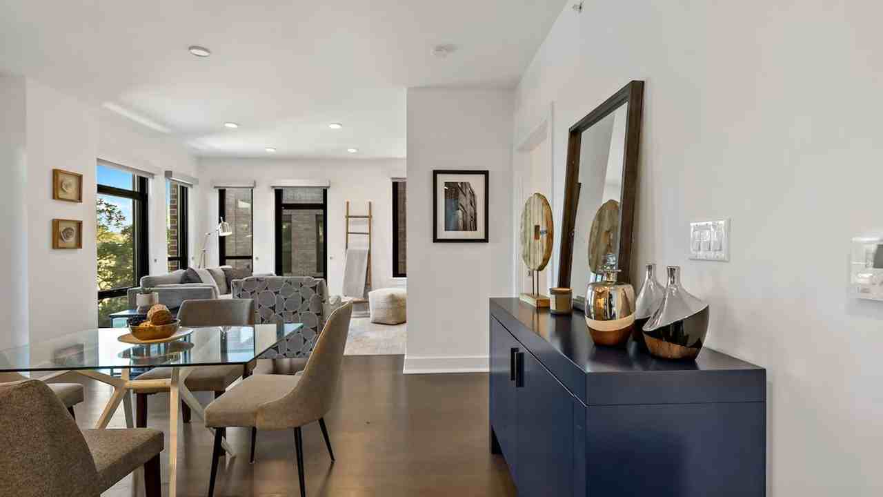 815 V St Nw #1395397P - Photo 3 of 35
