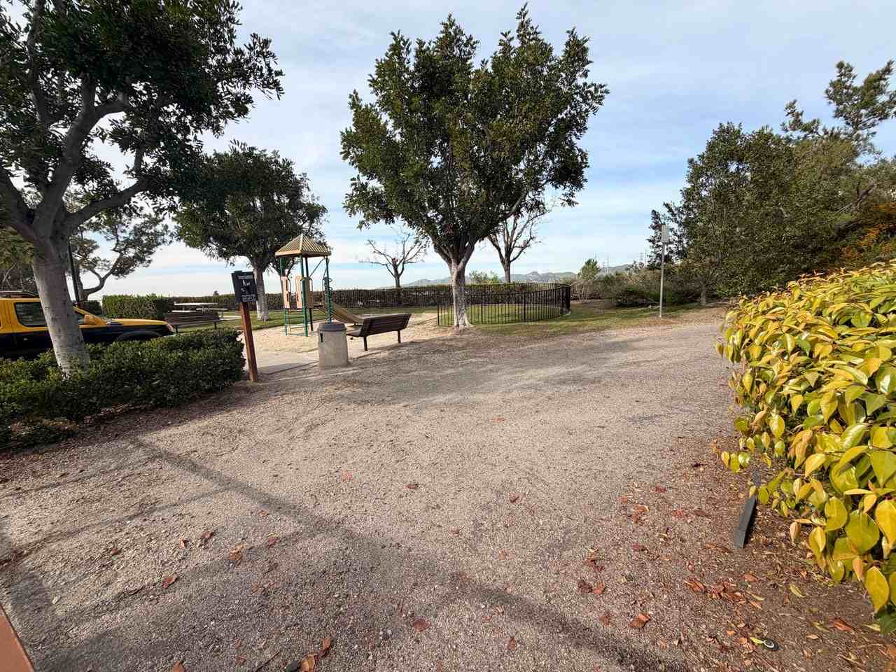 271 California Ct - Photo 2 of 47